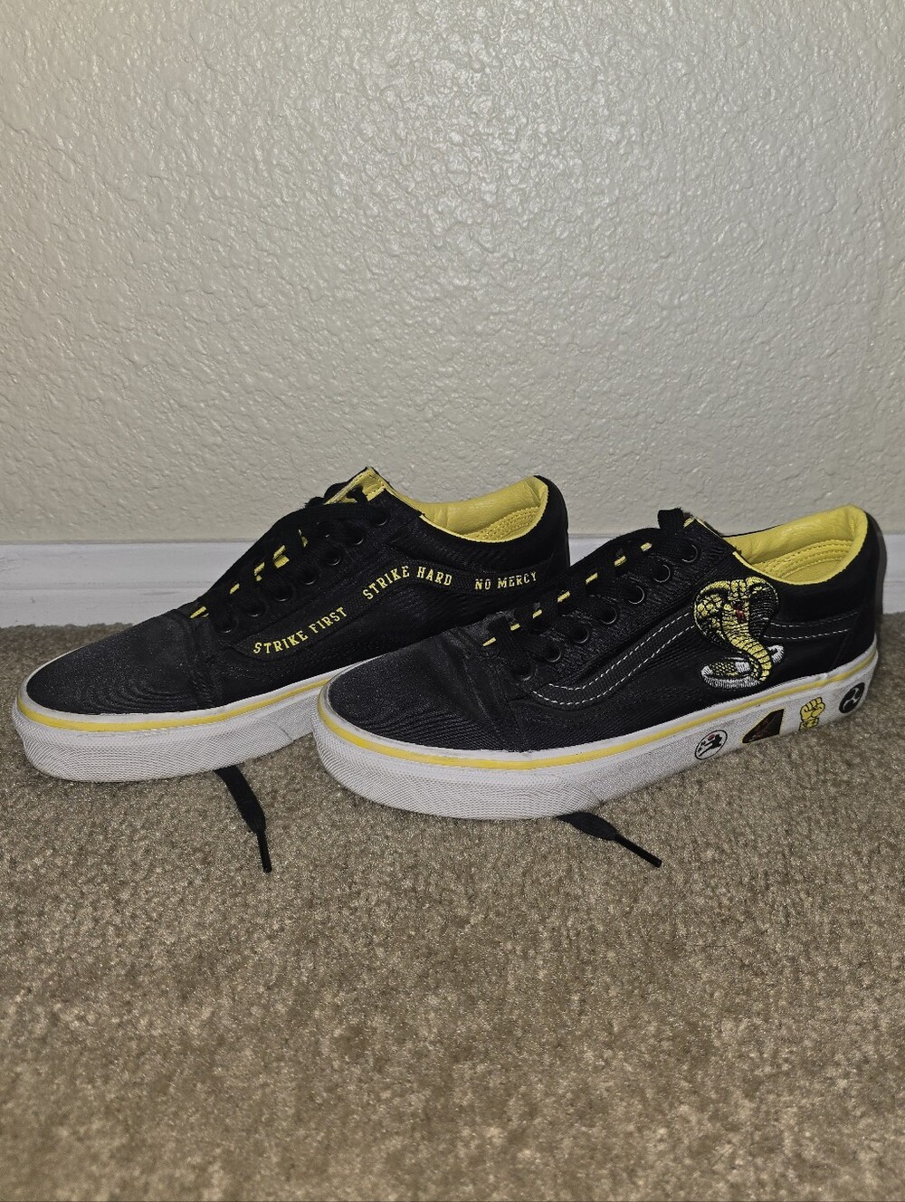 VANS Black & Yellow Low-Top Men's Sneakers with Cobra Patch